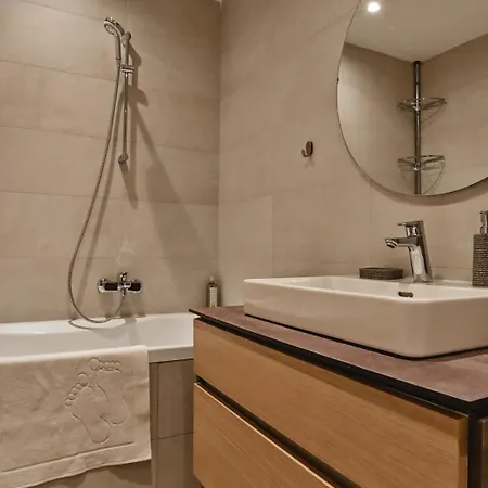 Escape - Waterfront Bw Aqua *