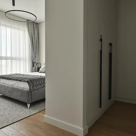 Escape - Waterfront Bw Aqua * Belgrado